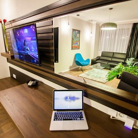 Business Class Apartment Cluj-Napoca Buitenkant foto