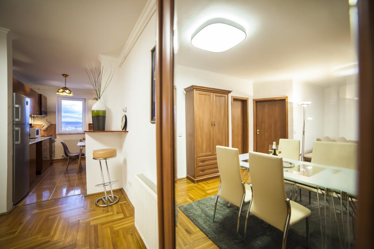 Business Class Apartment Cluj-Napoca Buitenkant foto