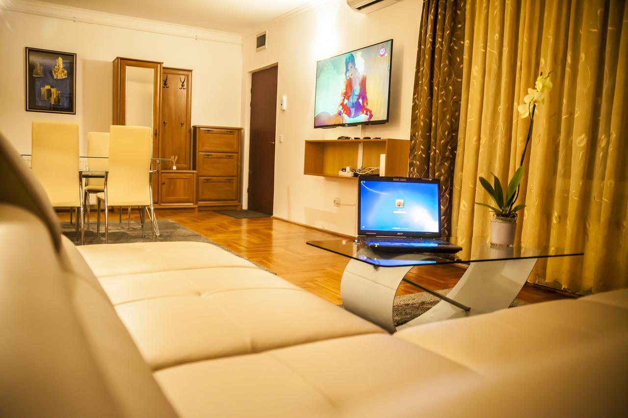 Business Class Apartment Cluj-Napoca Buitenkant foto