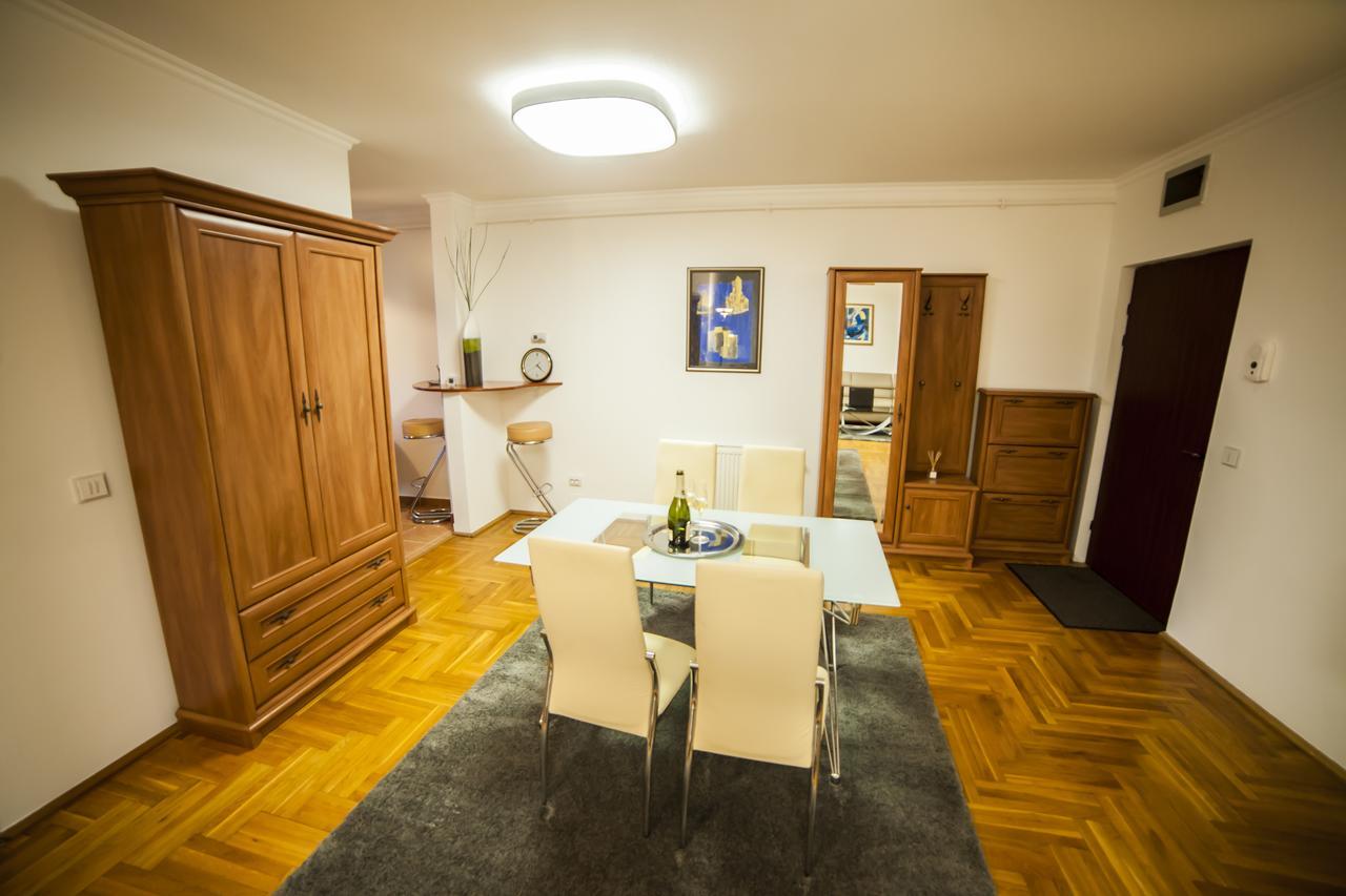 Business Class Apartment Cluj-Napoca Buitenkant foto
